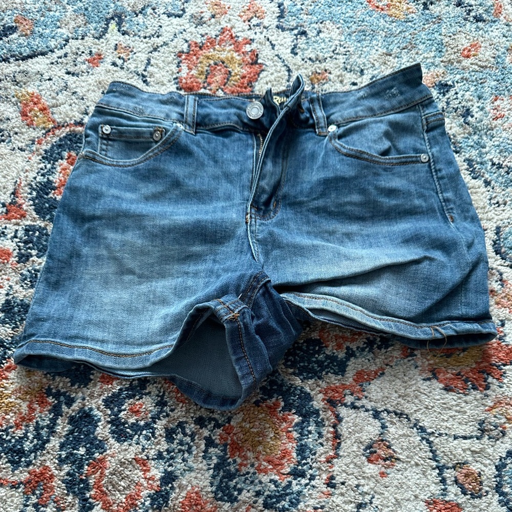 Women’s shorts